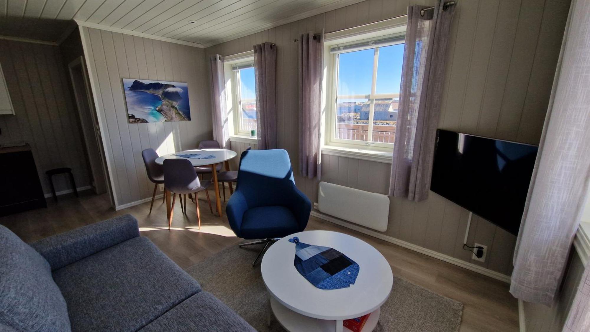 Bensvik Brygge Apartment Vaeroy Exterior photo